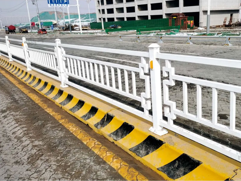 PVC道路護欄